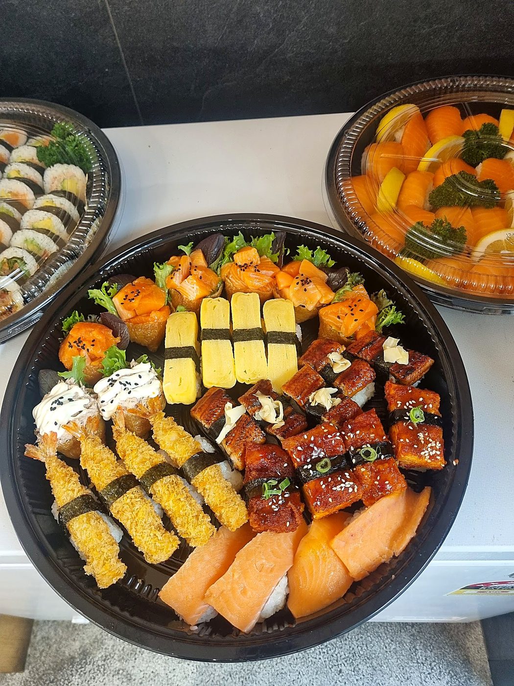 Gourmet Nigiri and Roll Combination Platter
